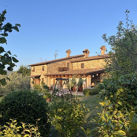 Agriturismo La Valle Dimenticata Urbania Eksteriør billede